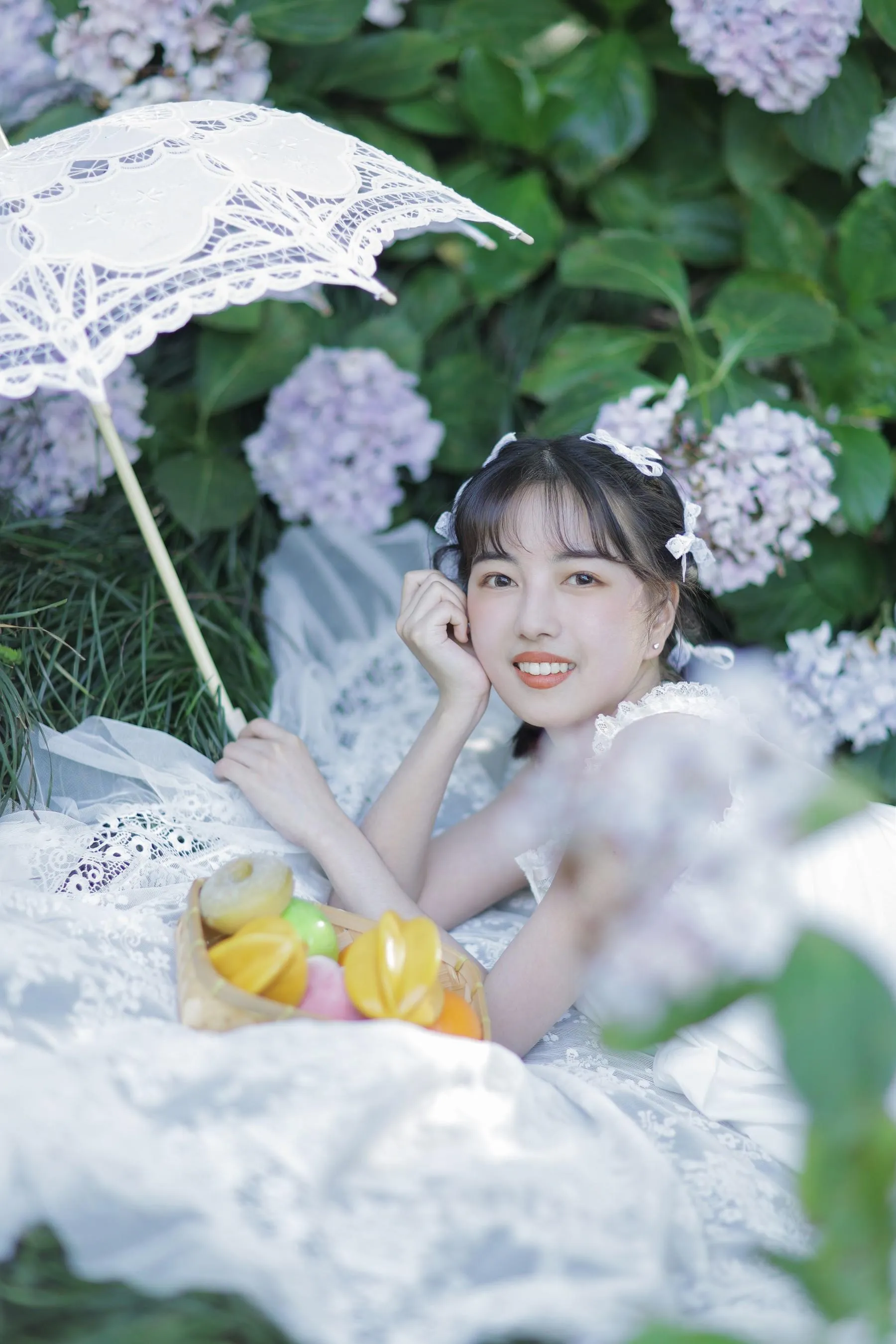 [艺图语] 2022.05.25 花儿与少女 欣雨 [24P]插图1